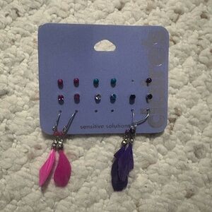 Earring multi color pack. Stone and feathers